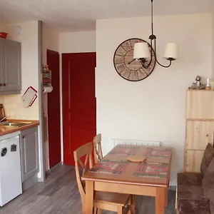 Beau Deux Pièces Appartement